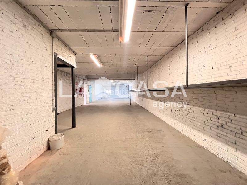 Foto 51ed740a-c880-43ac-8123-a630841ece5c. Local comercial a Gorg Badalona