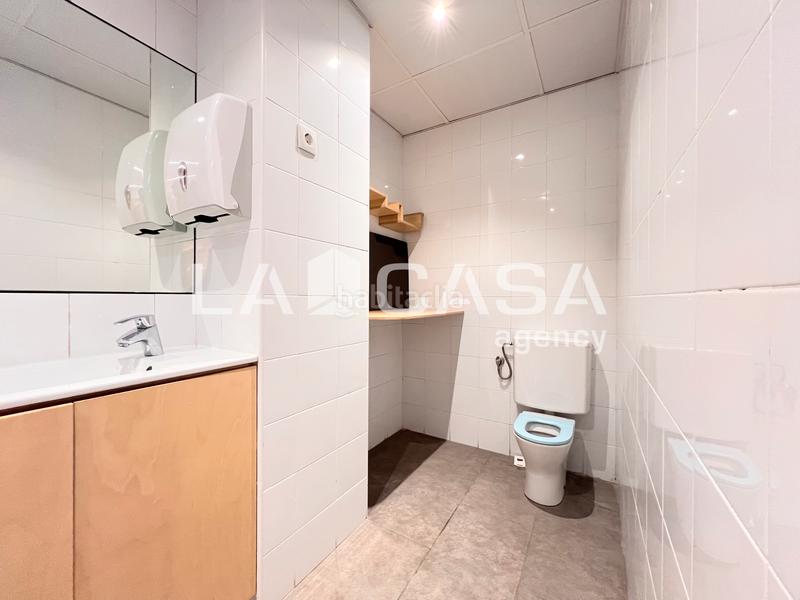 Foto 594f07f9-ca41-47fa-a34b-f29cc9b75d3e. Local comercial a Gorg Badalona