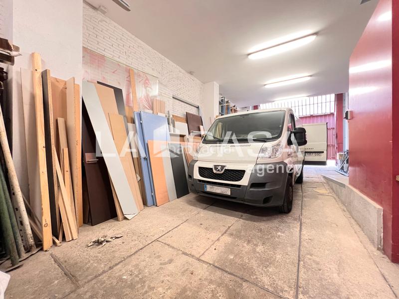 Foto b11d1463-c776-4bd8-b1de-df5f05867498. Local comercial a Gorg Badalona