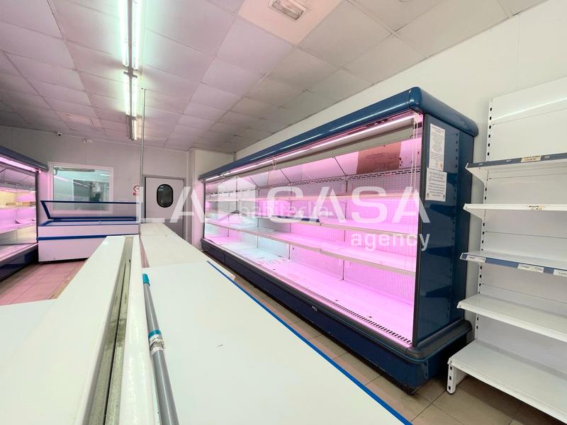 Foto 59962724-890e-4257-923f-8b82d26fbfdb. Local comercial en La Salut Badalona