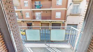Pis  Carrer llirons