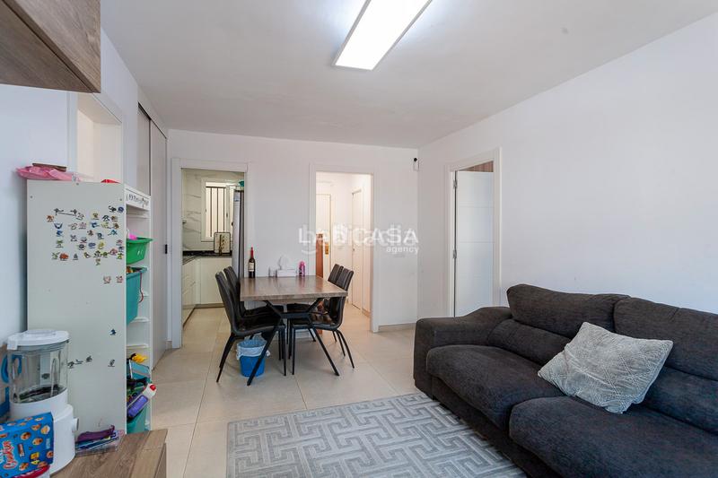 Foto ba2584ef-de66-4179-ae92-0dd4bbd98794. Etagenwohnung in La Florida Hospitalet de Llobregat (L´)