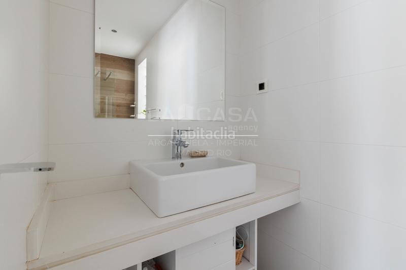 Foto 66664494-d688-45de-80f0-9086ced76d2e. Pis amb aparcament a Niño Jesús Madrid