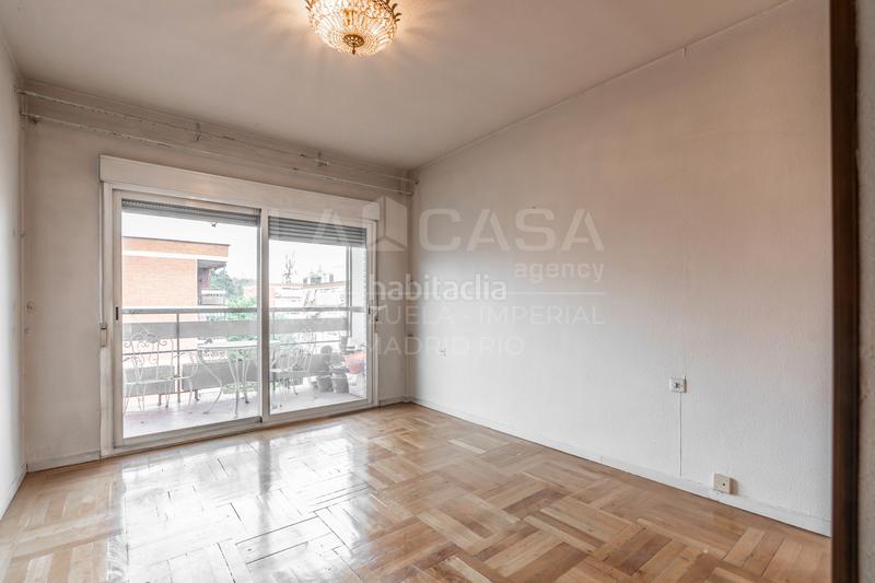 Foto 00e7064d-675b-43fa-a8b7-2724350d23d2. Piso en Casa de Campo Madrid