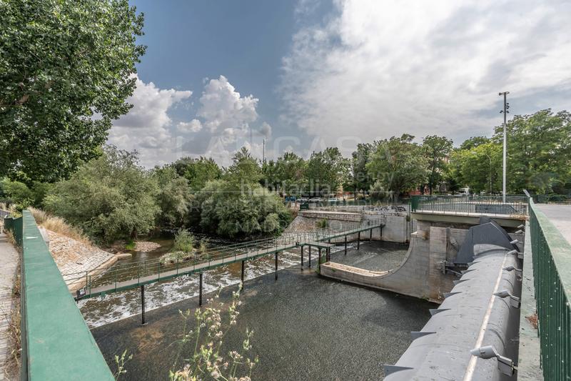 Foto 2f6b1110-4a48-42fa-a8a1-1ef6d84608d3. Piso en Casa de Campo Madrid