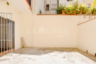 Local commercial  Avinguda de josep tarradellas i joan