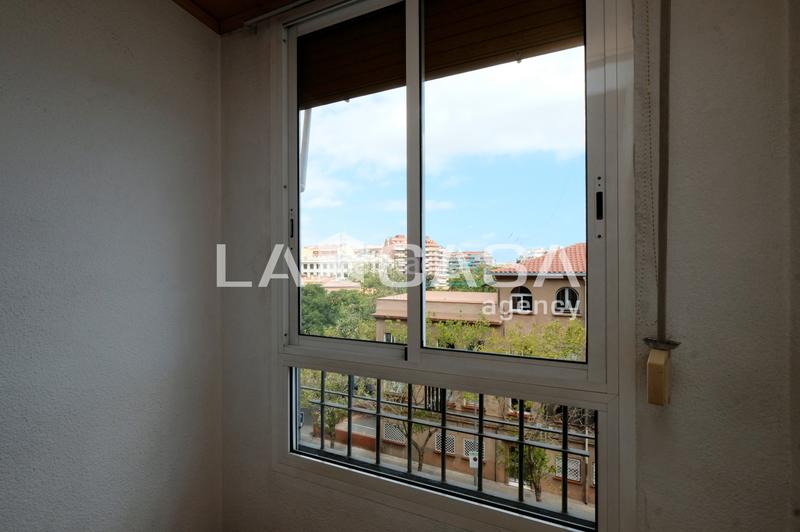 Foto d611ae9c-dfd3-40c0-93b4-8be840c0a9d8. Appartamento con riscaldamento in Navas Barcelona