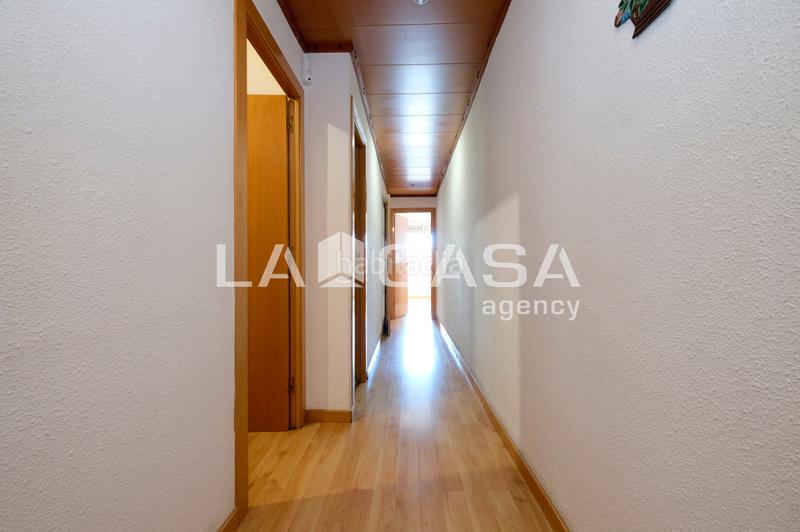 Foto e8c985dc-a987-45f7-b8a0-efda0e9e10a6. Piso en Navas Barcelona