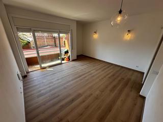 Flat  Calle roger