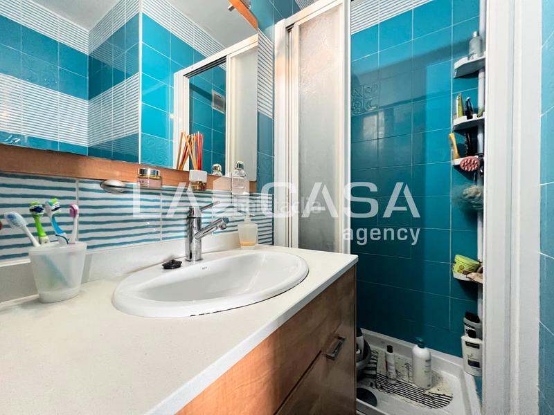 Foto 4502219a-37e9-4be4-bff5-67bf977df994. Piso en Artigues Badalona