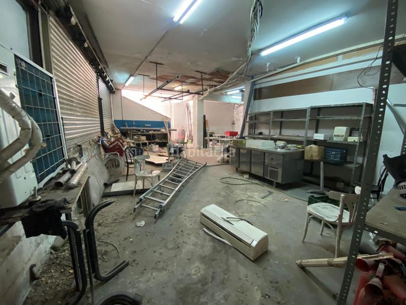 Foto 09642786-d12a-40b6-a067-58447caccada. Local comercial en El Camp de l´Arpa del Clot Barcelona