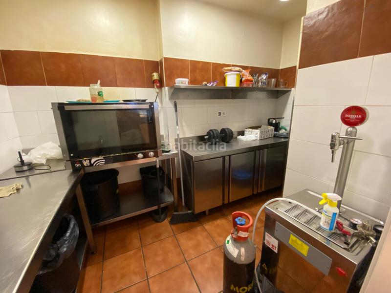 Foto 0f54f3be-ff65-4a1c-a58b-1d73152354d0. Local comercial en El Camp de l´Arpa del Clot Barcelona