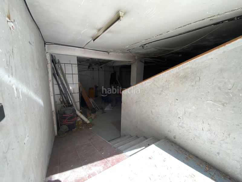 Foto baea5dbd-78cb-40df-a4cd-80acaef84851. Local comercial en El Camp de l´Arpa del Clot Barcelona