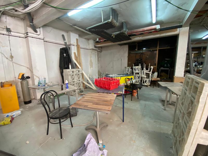 Foto e5530ecd-7557-47f5-b0e3-6bb1d5d90123. Local comercial en El Camp de l´Arpa del Clot Barcelona