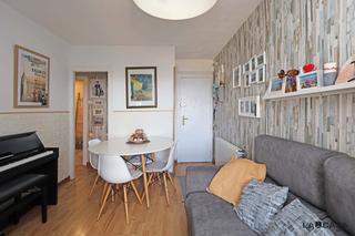 Etagenwohnung  Calle oriol. Piso en zona can clota