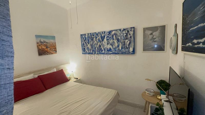 Foto e1dae6fd-3b3f-461e-a081-721863795e91. Piso tu nuevo hogar a solo 2 minutos del metro Can Vidalet! en Esplugues de Llobregat