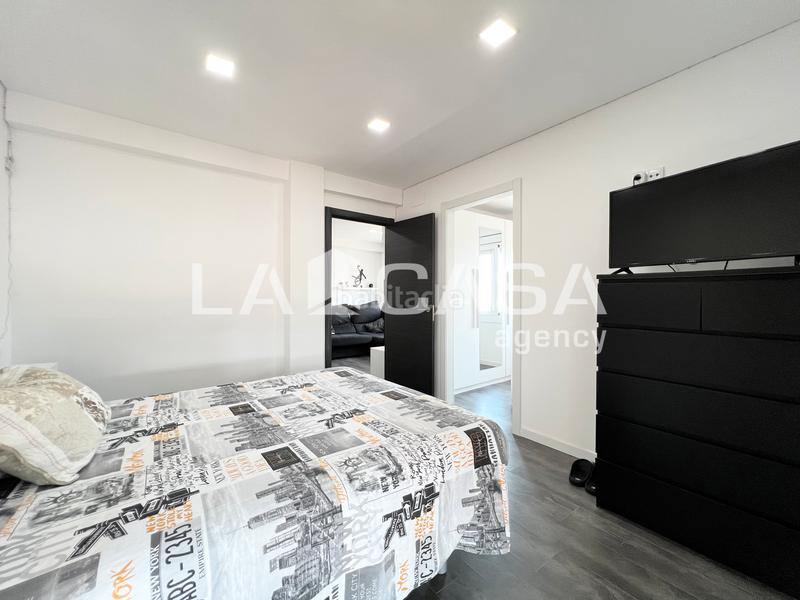 Foto d798ab5a-962f-47df-8312-40afc41bd57a. Piso en Llefià Badalona