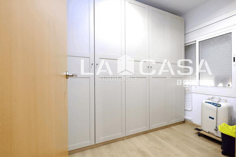 Foto 2eb024f3-a62f-4b5d-9261-ff0b98d723f9. Piso en Vilapicina - Torre Llobeta Barcelona