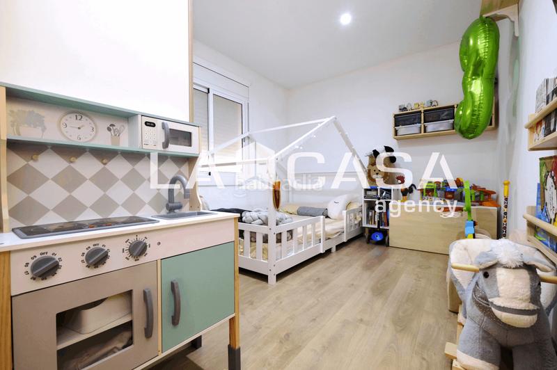 Foto 886cf9fb-8d32-474c-848c-292853fc6faf. Piso en Vilapicina - Torre Llobeta Barcelona