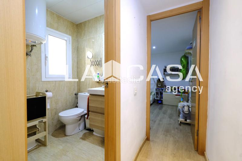 Foto a2ae111f-342b-405d-9aa0-91484d5ce5a3. Piso en Vilapicina - Torre Llobeta Barcelona