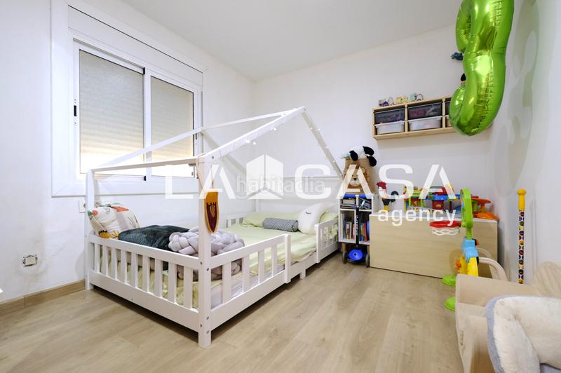 Foto acc8a718-8084-45d2-8812-c55d10e2236d. Piso en Vilapicina - Torre Llobeta Barcelona