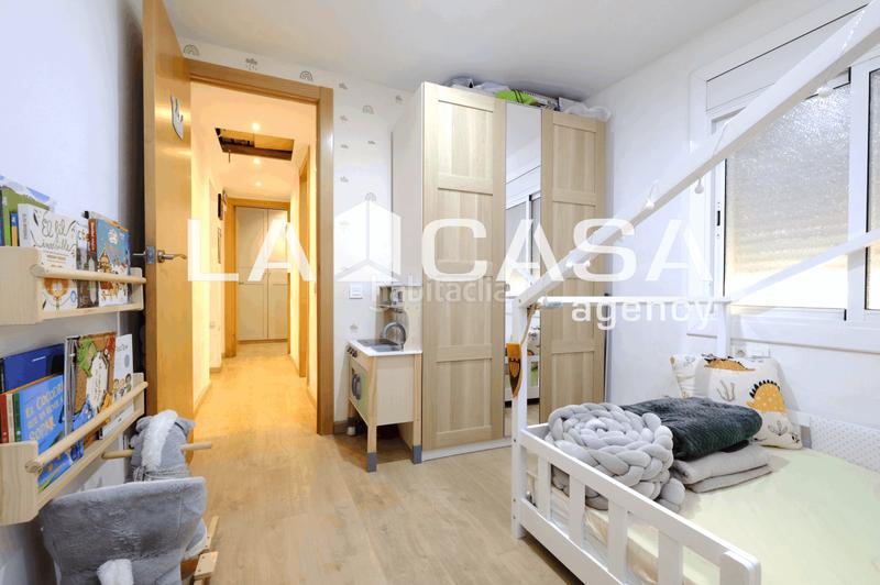 Foto d7a80589-af7d-4d6f-bbb6-0f4fe8728a62. Piso en Vilapicina - Torre Llobeta Barcelona