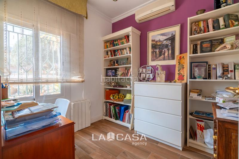 Foto 178c5dee-63d9-41fb-afab-338a69e662c6. Casa con riscaldamento parcheggio piscina in Lluminetes Castelldefels