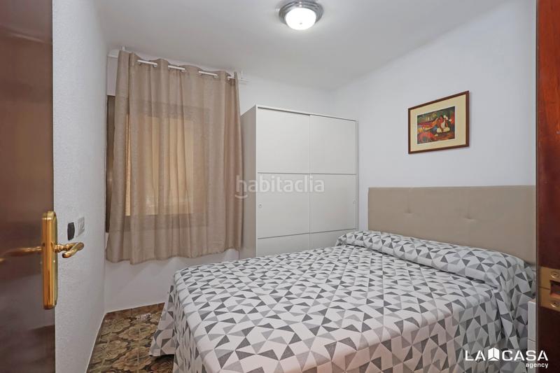 Foto 2199c906-6717-4451-8691-c523a7ed07c8. Piso vivienda ideal en el corazón de Can Vidalet con balcón y ascensor! en Esplugues de Llobregat