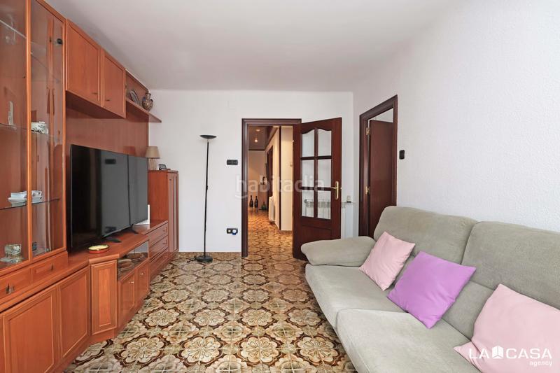 Foto 3c71d28d-49e4-41da-b9b4-340fa360641f. Piso vivienda ideal en el corazón de Can Vidalet con balcón y ascensor! en Esplugues de Llobregat