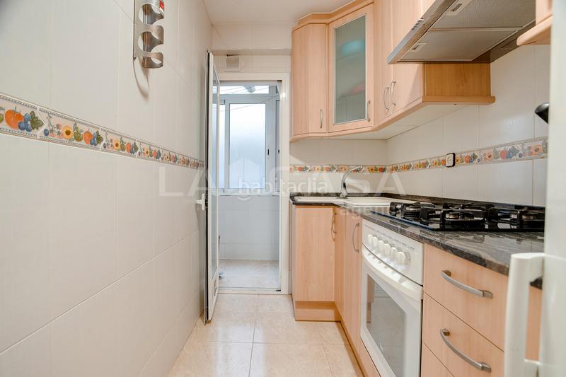 Foto 954dca19-a1bf-4985-8d5a-0644e921854e. Appartamento con riscaldamento in La Verneda - La Pau Barcelona
