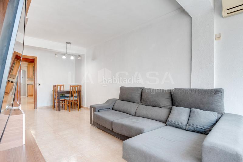 Foto aed25c14-640f-444b-bd81-24669f648a1f. Piso en La Verneda - La Pau Barcelona
