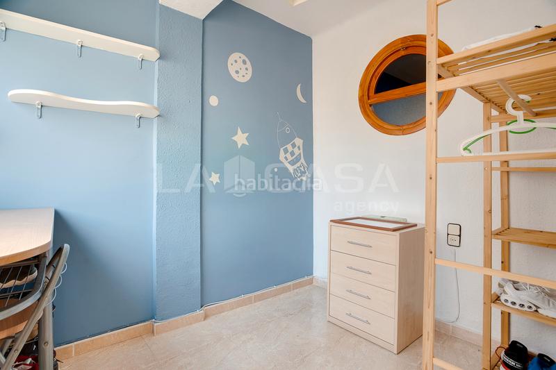 Foto dd74d704-f4f1-43bb-a6bb-a8462c355e61. Piso en La Verneda - La Pau Barcelona
