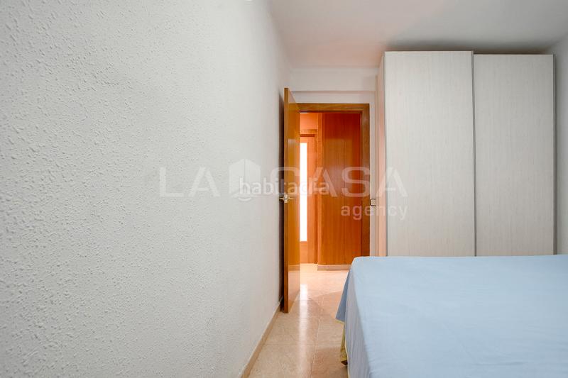 Foto ec60d7a5-2bee-41e3-8f2d-7585db89c799. Piso en La Verneda - La Pau Barcelona