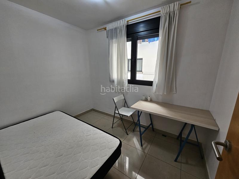 Foto c71be128-33a6-4f1d-9101-fad729d20333. Piso en L´Amistat Valencia