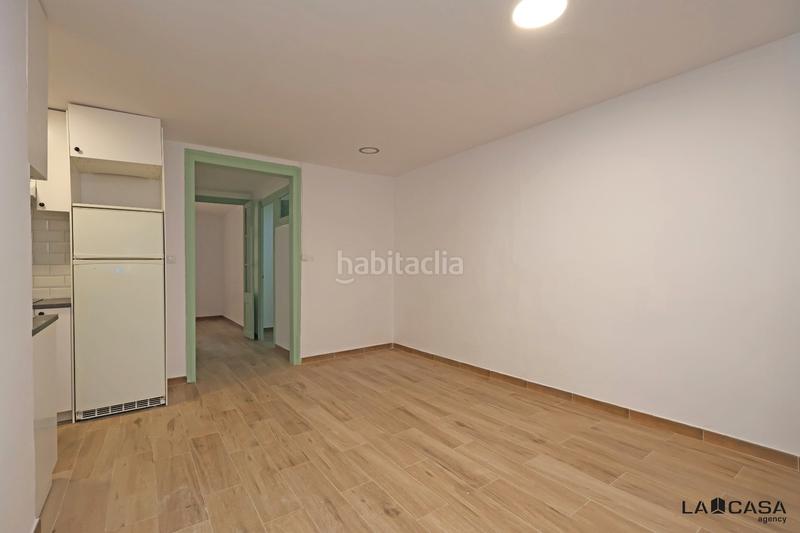 Foto 261ef8f9-7447-424a-bdb2-8d57f1dfae7c. Piso en Raval Barcelona