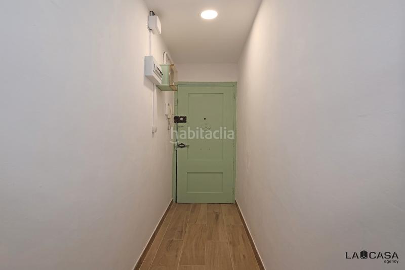 Foto 5cdaa542-a7ca-44ad-a013-983b12ce45b8. Piso en Raval Barcelona