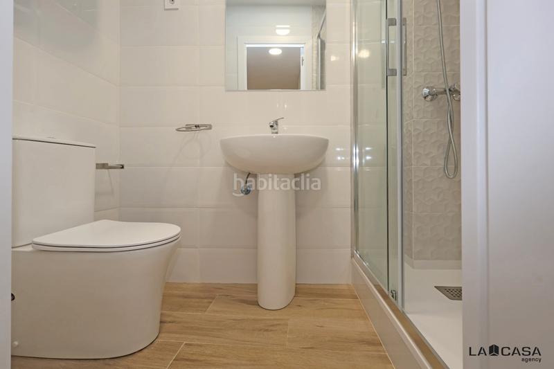 Foto 642e052c-9889-4a2f-90f4-dc55560c85cb. Piso en Raval Barcelona