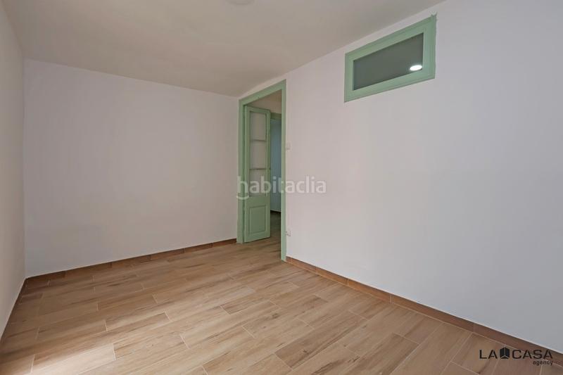 Foto f679f313-68af-4bad-b3c0-bf9fa452b99f. Piso en Raval Barcelona