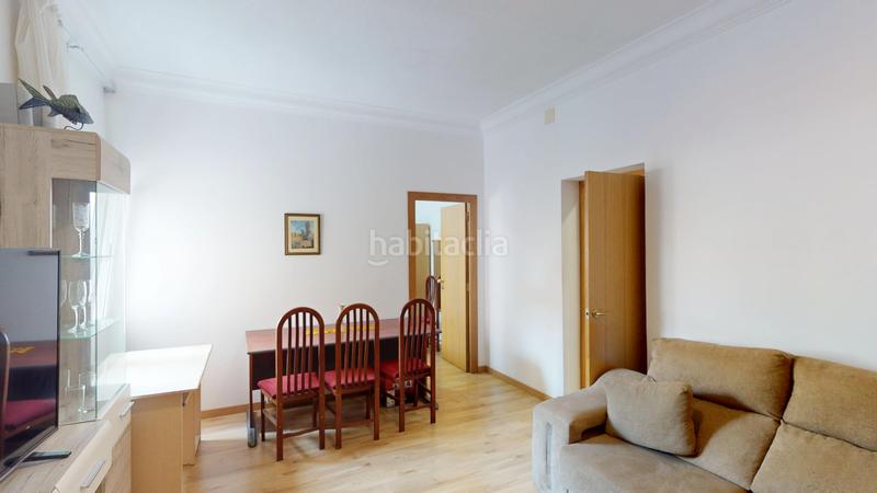 Foto bdadee77-116e-4e18-b83d-a7c15b2dd69b. Piso en Camí Fondo Valencia