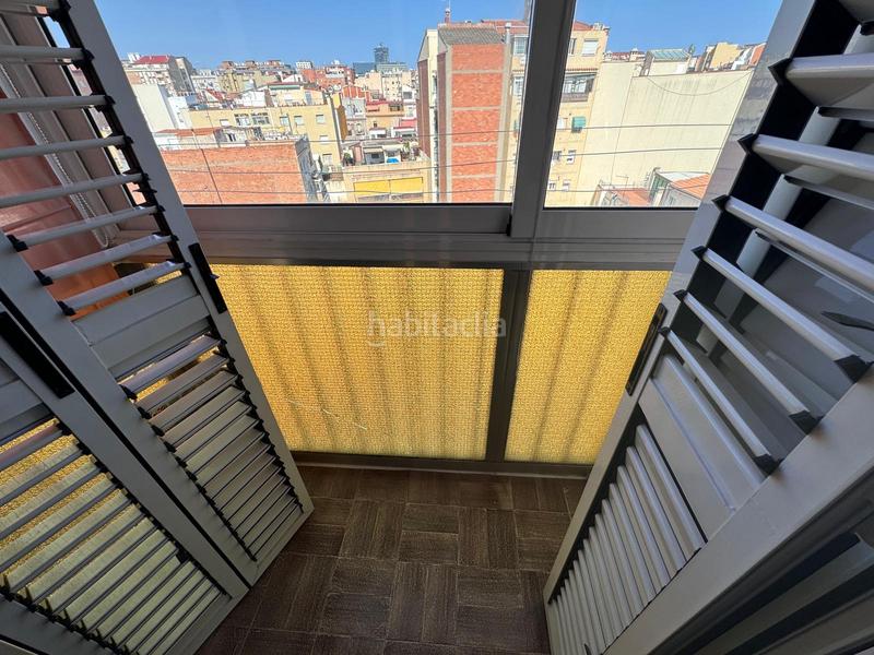Foto e252cab0-66ce-46cb-9c06-8984cdc9f4ba. Piso en Sants Barcelona