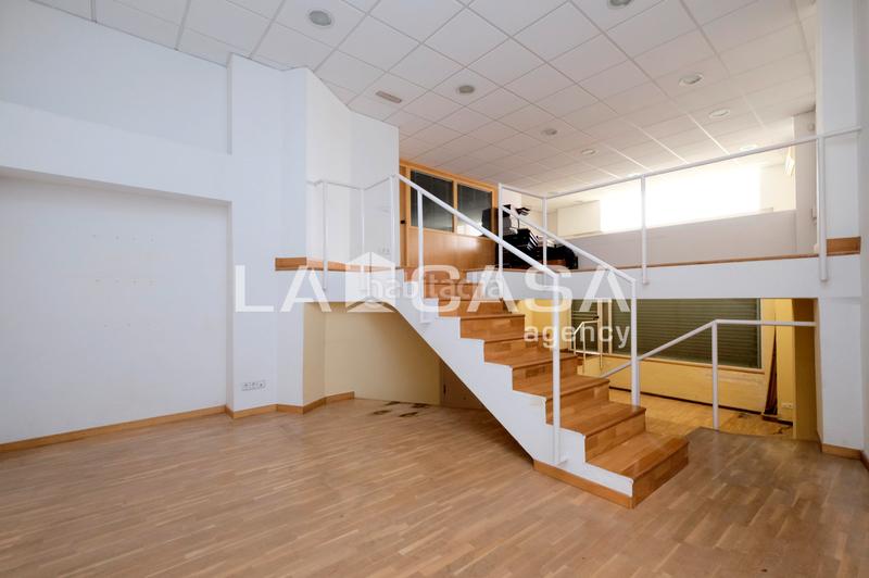 Foto 458e70c1-f5ad-407b-8f44-f099a04c5ee2. Local comercial en Porta Barcelona