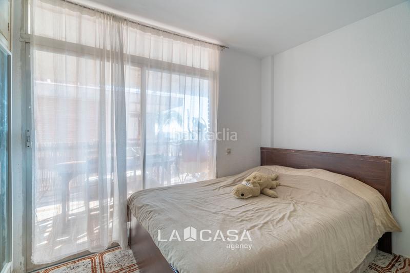 Foto 5a68910f-0388-4bf0-80a1-d586aa9a24d7. Àtic amb aparcament piscina a Baixador Castelldefels