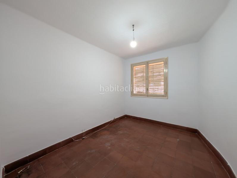 Foto 0bc2a19e-62ee-432e-be7f-2722133c80ce. Piso en La Gavarra Cornellà de Llobregat