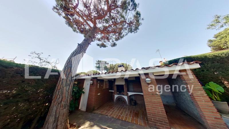 Foto 543590bd-9989-4c63-bff2-50289c6f9818. Casa en Premià de Dalt