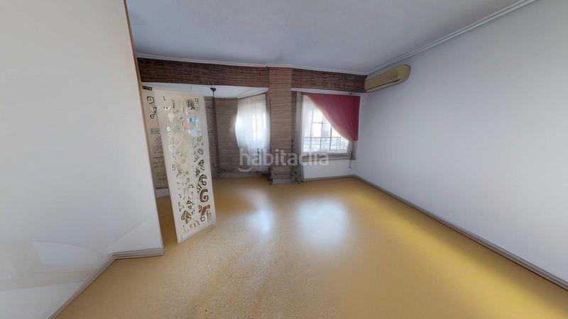 Foto 2edcd7d2-57a0-47d9-8bc0-71b303545d9e. Flat with heating in Aiora Valencia