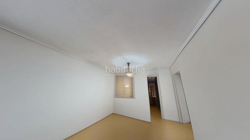 Foto bf9c3ebc-4688-441a-a5b9-5ab286255829. Flat with heating in Aiora Valencia