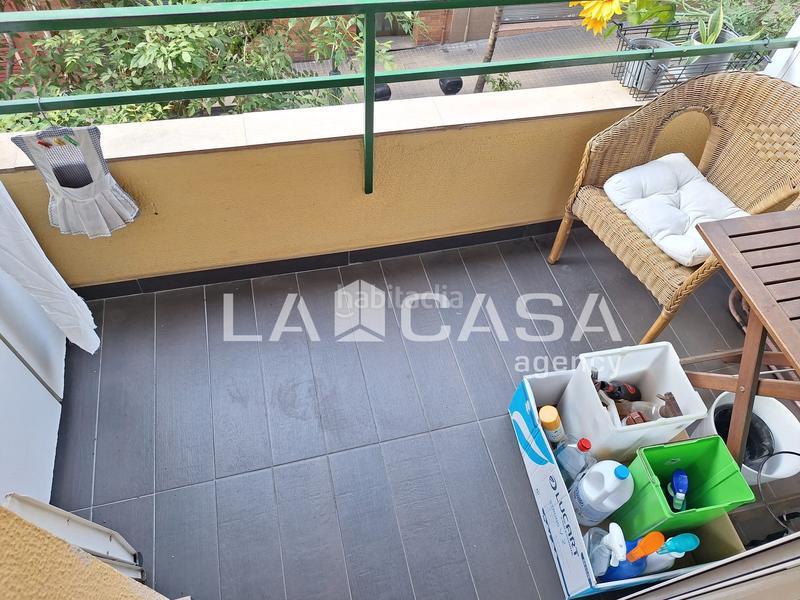 Foto 0720da34-84cb-4b2a-98e3-43289feb32e8. Piso en El Raval Santa Coloma de Gramenet