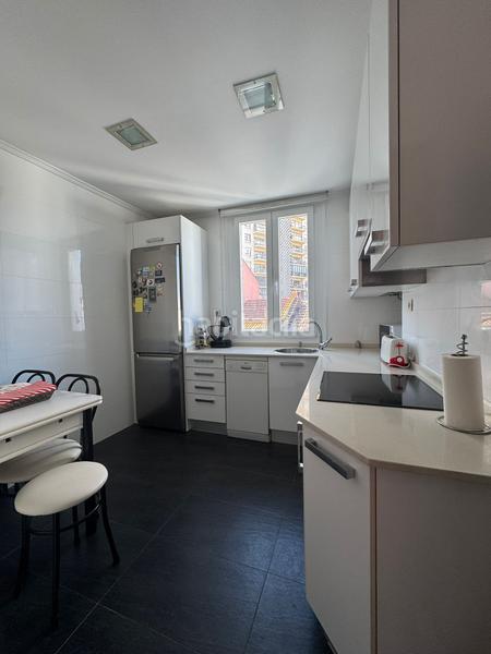 Foto 5f9df884-9a56-4044-84cb-ddb76a55c475. Etagenwohnung mit heizung in Zabalburu Bilbao