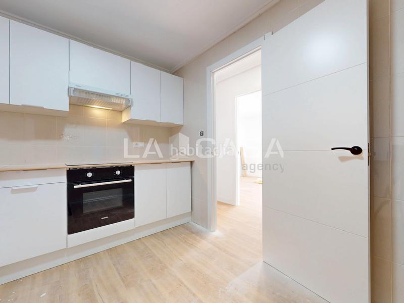 Foto 15d431b3-c8bf-4128-87db-80b8a5fe886c. Etagenwohnung in Natzaret Valencia