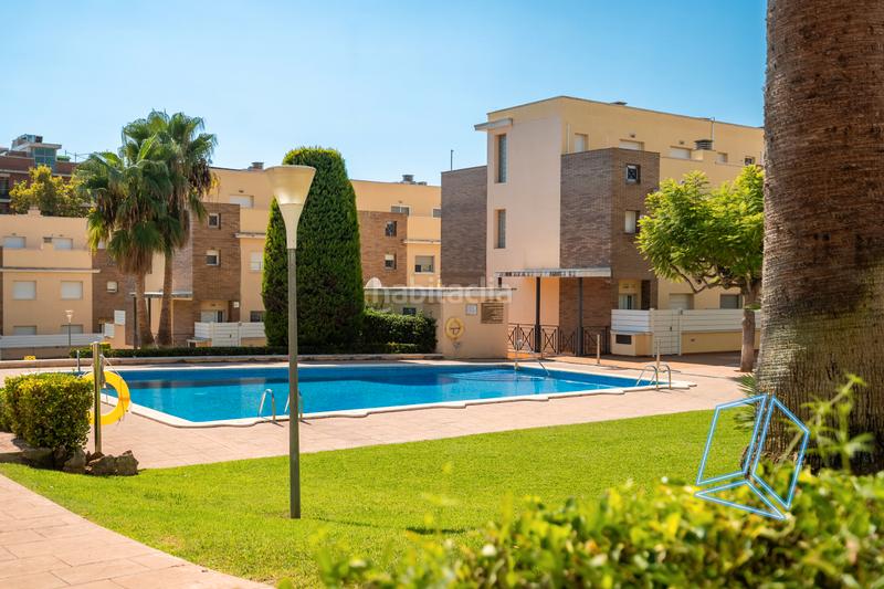 Foto c0ed9bc0-bb53-401c-93de-c99c9bcc2543. Haus mit parking in Calafell residencial Calafell